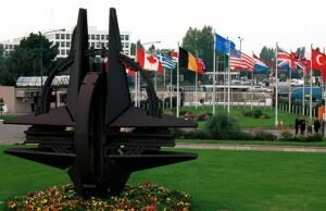 В НАТО опровергли информацию о размещении ядерного оружия рядом с границей России