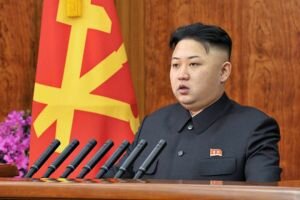Лидер КНДР Ким Чен Ын приказал казнить 15 чиновников