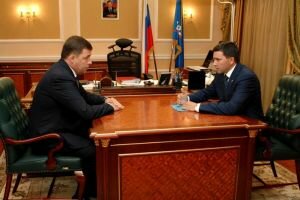 Дмитрий Кобылкин и Евгений Куйвашев подписали соглашение о сотрудничестве