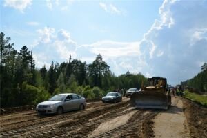 Через аварийный участок дороги Тюмень-Ханты-Мансийск пропускают легковые автомобили