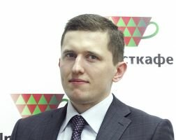 Рубль находится под давлением из-за мягкой монетарной политики ЦБ РФ