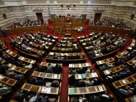 Греческий парламент ратифицировал программу жесткой экономии
