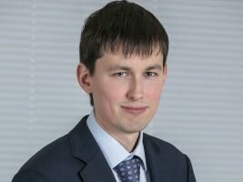 Сценарий ослабления российской валюты до 100 рублей за доллар нам кажется фантастическим