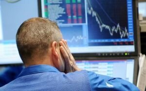 Европейские индексы показали сильнейшее снижение с 2008 года