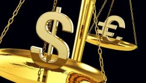 Есть шансы, что доллар в ближайшее время еще раз опуститься к уровню 65 рублей