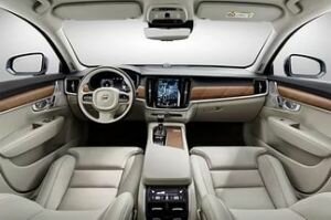 Стали известны российские цены на седан Volvo S90