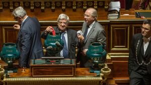 Сенат Франции принял резолюцию с призывом смягчить антироссийские санкции