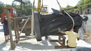 В Крым доставили памятник Екатерине II