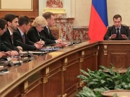 Правительство обсудит борьбу с интернет-пиратством и наркотиками