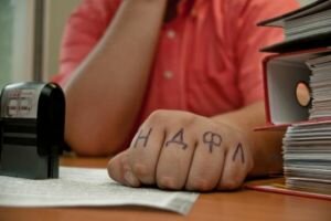 Неплательщиков по кредитам обложат НДФЛ