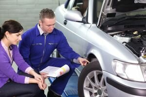 Автовладельцы рассчитывают на «натуральное» возмещение