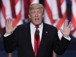 Десять городов США требуют импичмента Дональда Трампа